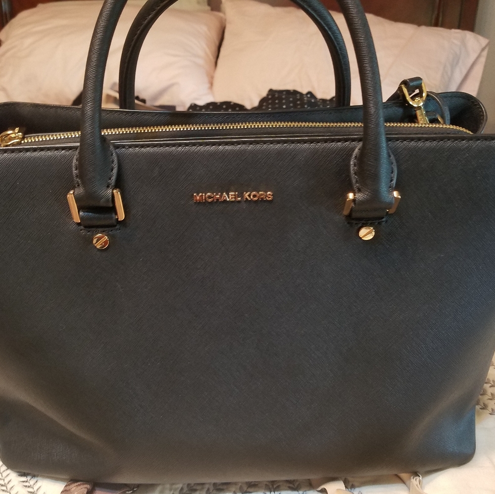 Michael Kors purse